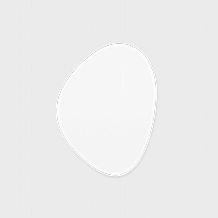 MIDDLE OF NOWHERE Pebble Mirror, Bright White, 70x90cm