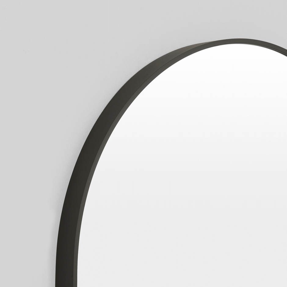 MIDDLE OF NOWHERE Simplicity Oval Mirror, Black, 40x70cm